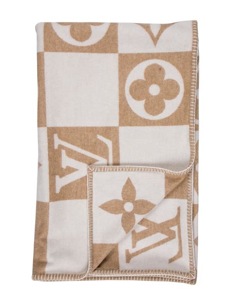 louis vuitton blanket cost|More.